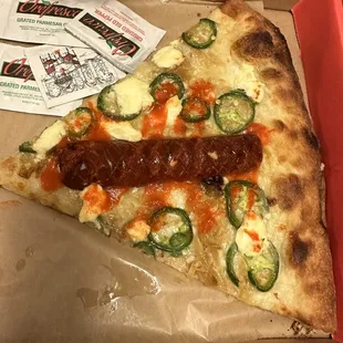 Seattle Dog Pizza Slice - this was actually REALLY good