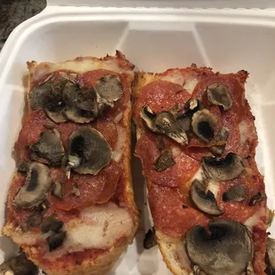 French bread pizza with mushrooms