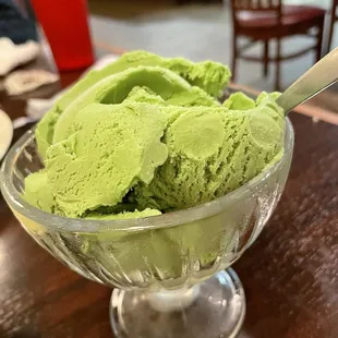 Green tea ice cream-the bomb