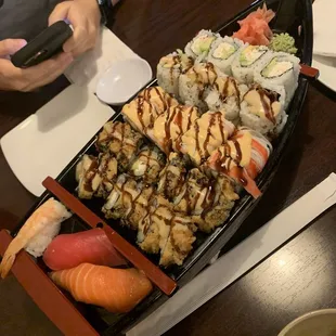 Sushi Boat Combo