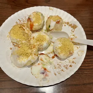 Dahi sev puri