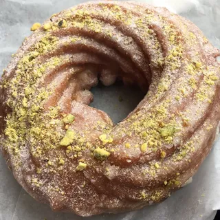 Cruller
