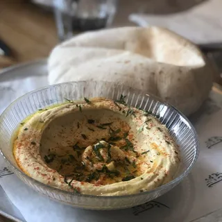 Traditional Hummous