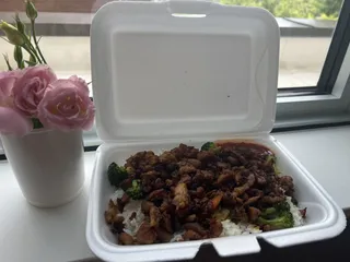 Hibachi Hut