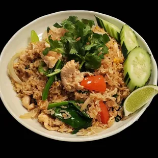 Thai Fried Rice with onion, tomato, chinese broccoli, egg