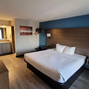 King bed. Nice lights and electrical outlets