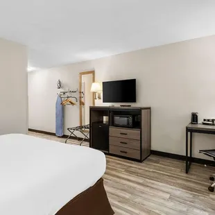 SureStay Albuquerque NE ADAKingwShower