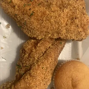 Catfish with cornbread