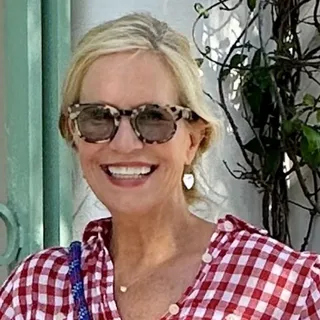 Lynn L.
