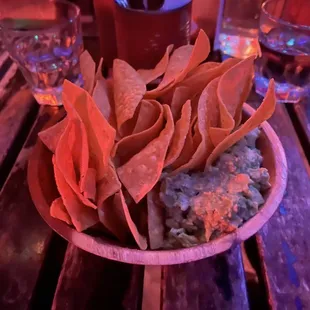 Guacamole &amp; chips