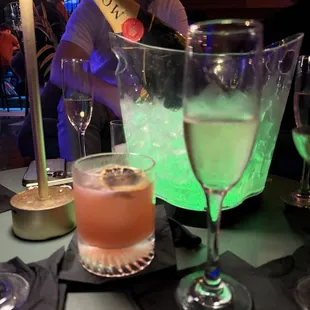 Great cocktails and ambience, DJ played a great variety from house to club music. Everyone was dancing at one point.