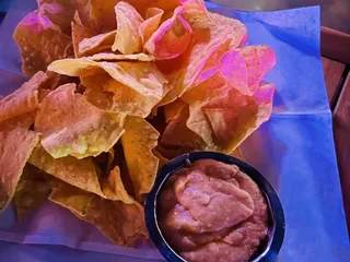 Hula's Bar & Lei Stand