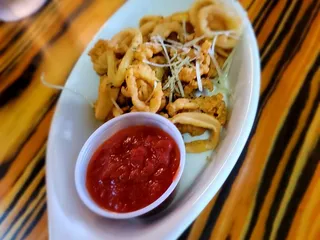 Harpoon Larry's Oyster Bar