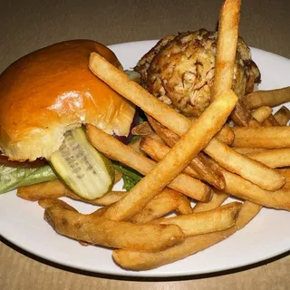 World Famous Crab Cake