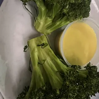Broccoli With Hollandaise