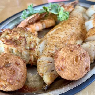 Broiled Seafood Platter (can be split)