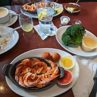 1/2 pound steamed shrimp