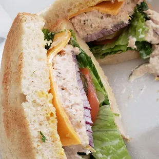 Tuna Deli Sandwich