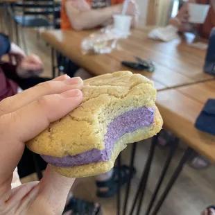Lemon Lavberry Sandwich