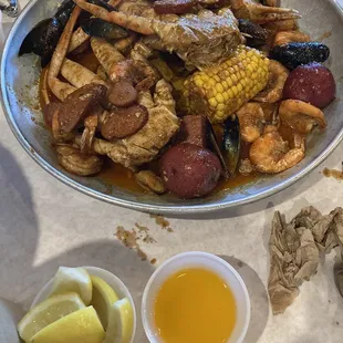 Seafood Boil-shrimp, black mussels and crab legs