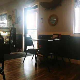 Lunch rush is picking up....