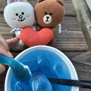 Shark Bite drink has 4 gummy sharks in it!