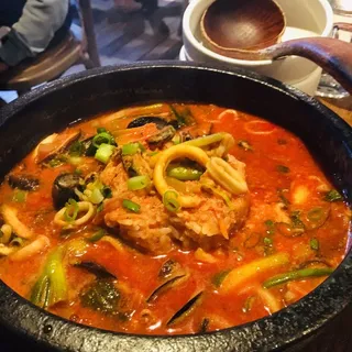 spicy seafood soup