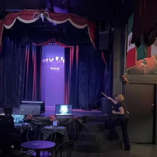 Stage