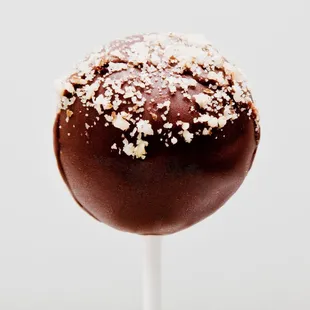 chocolate cake with nutella buttercream frosting