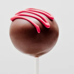 red velvet cake with cream cheese frosting