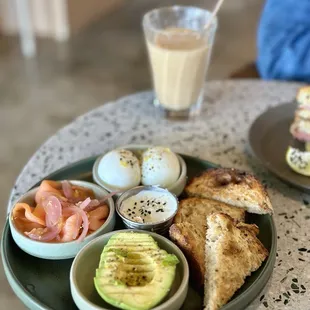 G&apos;day Brunch Plate