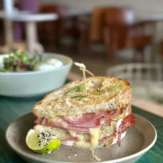Reuben Sandwich