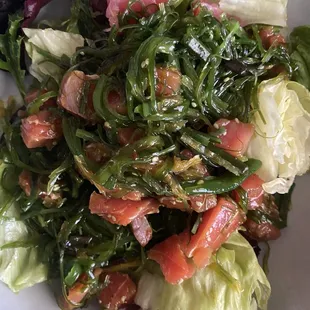Tuna Poke Roll