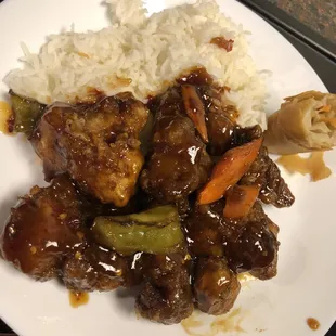 Plateddd Vegetarian General Tso&apos;s Chicken