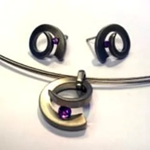 Humphrey Collection in Stainless Steel with Amethyst