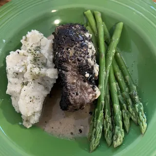 Tenderloin Au Poivre