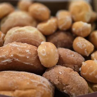 Susan's Donuts