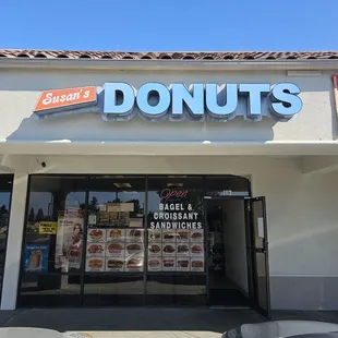 9-4-24. Storefront, entrance
