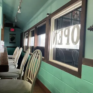 Indoor counter top seating area
