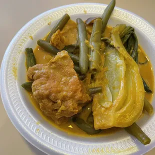 Beef with peanut sauce