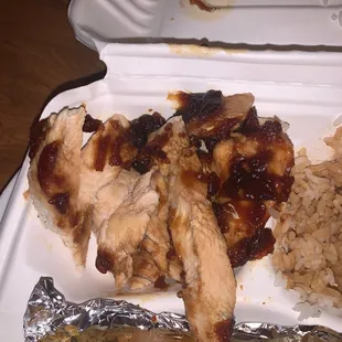 This is the &quot;teriyaki chicken&quot; I ordered and it came with this clumpy sauce on top and nothing on bottom.