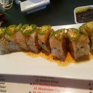 C4. Spicy Yellowtail Roll