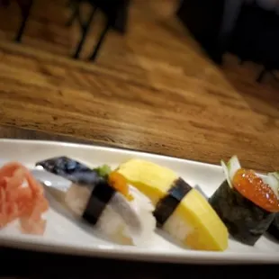 My a la carte selections. Happenstance? Very good progression from left to right.  Uni was definitely the highlight of this plating.