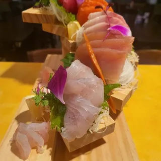 Sashimi Deluxe Combo