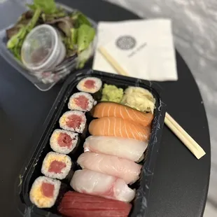 Sushi Selection Set