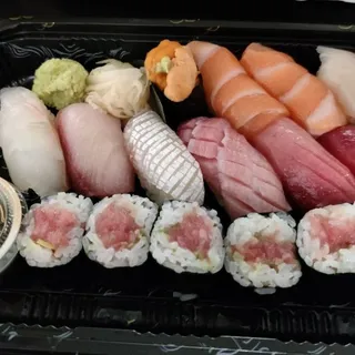 Sushi Selection Set