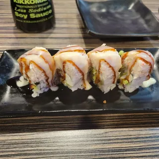 24. Creamy Shrimp Tempura Roll
