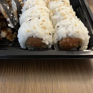 Spicy Tuna Sushi Roll