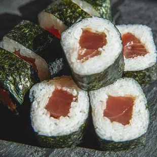 House Tuna Roll