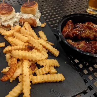 Thee fish &amp; chipZ &amp; wingZ  ..:: #orlandostate